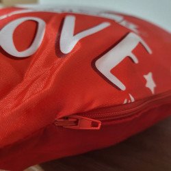 Kussen - ALL YOU NEED IS LOVE