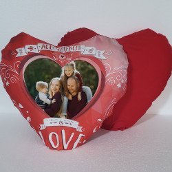 Kussen - ALL YOU NEED IS LOVE